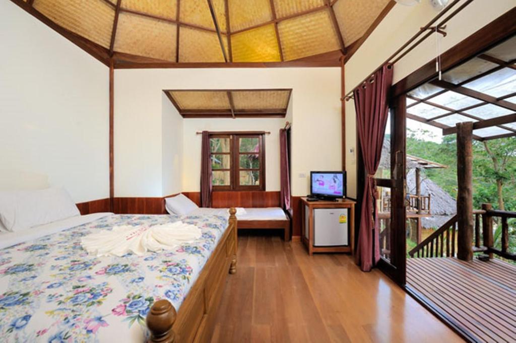 Sunwaree Phi Phi Resort Room photo